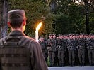 Die anzugelobenden Rekruten beim militärischen Festakt im Salzburger Lehener Park.