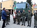 Doskozil im Gespräch mit Soldaten des Klagenfurter Stabsbataillons 7...