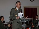 Der Militärkommandant von Wien, Brigadier Kurt Wagner, präsentierte die Chronik zum Jahresausklang.