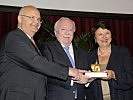 Erstmalig und einzigartig: Der Goldene "Helfer Wien Preis", verliehen an Bürgermeister Michael Häupl.