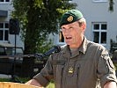 Oberst Harald Scharf verabschiedete sich für ein Jahr vom Stabsbataillon 7.