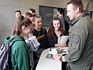 Leutnant Fabian Höpperger erzählt von der Ausbildung an der Militärakademie.