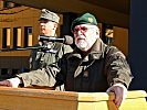 Militärkommandant Bauer bei seiner Festansprache.