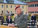 Oberst Johannes Nussbaumer, der Kommandant des Bataillons, bei seiner Festansprache.