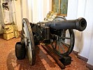 Das größte Exponat der Ausstellung ist ein originalgetreuer Nachguss einer Kanone, die entmilitarisiert und 350 Kilogramm schwer ist.