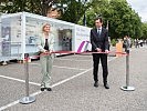 Verteidigungsministerin Klaudia Tanner eröffnete mit dem Präsidenten des Verfassungsgerichtshofes, Christoph Grabenwarter, die Ausstellung.