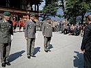 Bedienstete des Militärkommandos Tirol werden mit der Einsatzmedaille...