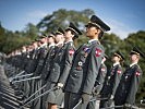64 Berufs- und 23 Milizoffiziere musterten an der Theresianischen Militärakademie aus.