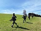 "Vorwärts Marsch" - eine Jägergruppe bezieht eine Stellung im Einsatzraum.