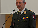 Der Chef des Generalstabes, General Rudolf Striedinger, beim Symposium.