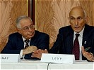 Sobald wie möglich ein Treffen zwischen Arafat und Sharon will der israelische Delegationsleiter Levy. 