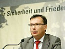 Verteidigungsminister Darabos betont den international beachtlichen Beitrag Österreichs.