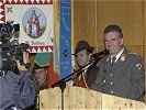 Regimentskommandant Oberst Gruze: 'Danke für die erbrachten Leistungen und die erwiesene Loyalität'.