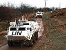 Eine Patrouille mit Radpanzern unterwegs auf den Golanhöhen.