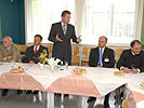 Scheibner im Gespräch mit Wirtschaftsrepräsentanten im Rahmen seines Besuchs bei HTP Fohnsdorf.