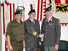V.l.: Major Wolfgang Rindler, Dekan Albrecht Tagger und Brigadier Karl Berktold.