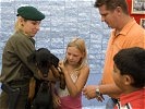 Besonders bei den kleinen Besuchern beliebt: der Nachwuchs der Militärhunde.