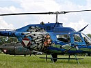 OH-58 Hubschrauber in der Nähe des EM-Stadions.