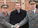 (v.l.n.r) General Pleiner, Verteidigungsminister Scheibner, Generalstabschef General Ertl