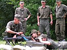 Erlebnisse in der Kaserne: Schießen mit dem Maschinengewehr 74...