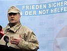 Oberst Heinz Assmann: "Für uns bestand keine direkte Bedrohung." (Foto von der Verabschiedung in Wien.)
