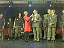 Oberstleutnant Otto Koppitsch vom Militärhundezentrum freut sich über die Auszeichnung.