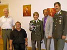 Sportland Salzburg: Brigadier Berktold, Pfaller, Zugsführer Paischer, Becker, Vizeleutnant Geiger (v.l.).