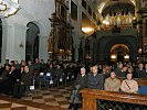 Die älteste Kirche Salzburgs war zum Requiem sehr gut besucht.