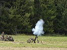 Soldaten beim Schießen mit dem Granatwerfer