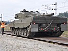 ...Kampfpanzer "Leopard" 2A4... (Bild öffnet sich in einem neuen Fenster)