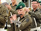 Bei der "Opening Ceremony": Eine Soldatin der Militärmusik. (Bild öffnet sich in einem neuen Fenster)