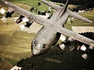 Die C-130 "Hercules" im Flug. (Bild öffnet sich in einem neuen Fenster)
