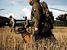 Ein Hundeführer des Jagdkommandos... (Bild öffnet sich in einem neuen Fenster)