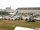 Die Vorbereitungen am Wiener Heldenplatz sind im Gange. (Bild öffnet sich in einem neuen Fenster)
