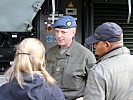 Der Mann für die Katastrophenhilfe: Hauptmann Salzer von der AFDRU-Einheit. (Bild öffnet sich in einem neuen Fenster)