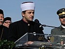 Imam Abdulmedzid Sijamhodzic bei seiner Ansprache. (Bild öffnet sich in einem neuen Fenster)