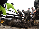 19.11.: Soldaten helfen nach Unwettern. (Bild öffnet sich in einem neuen Fenster)