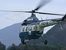 Russische Präzision: Die Mi-2 im Parcours. (Bild öffnet sich in einem neuen Fenster)
