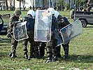 Gefechtsvorführung "Crowd Controll". (Bild öffnet sich in einem neuen Fenster)