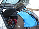 Verdächtigte Fahrzeuge werden genauer kontrolliert. (Bild öffnet sich in einem neuen Fenster)