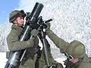 Schwerer Granatwerfe geht in Stellung. (Bild öffnet sich in einem neuen Fenster)