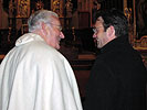 Abt Dr. Angerer zeigt Minister Günther Platter die Stiftskirche. (Bild öffnet sich in einem neuen Fenster)