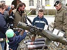 Auch Feuerwaffen stießen auf Interesse. (Bild öffnet sich in einem neuen Fenster)