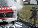 Zusammenarbeit mit der Feuerwehr... (Bild öffnet sich in einem neuen Fenster)