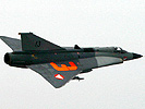 Zwei Saab Draken kommen aus Zeltweg. (Bild öffnet sich in einem neuen Fenster)