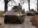 ... setzt sich der Konvoi in Richtung Camp in Bewegung. (Bild öffnet sich in einem neuen Fenster)