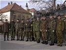 Militärattachés aus 13 Nationen ... (Bild öffnet sich in einem neuen Fenster)