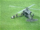 Lufverladung in einen Black Hawk. (Bild öffnet sich in einem neuen Fenster)