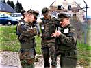 Deutsche Infanteristen sind sehr am Sturmgewehr 77 interessiert. (Bild öffnet sich in einem neuen Fenster)