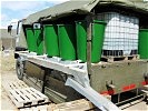 Und auch transportable Waschgelegenheiten sind rasch errichtet ... (Bild öffnet sich in einem neuen Fenster)